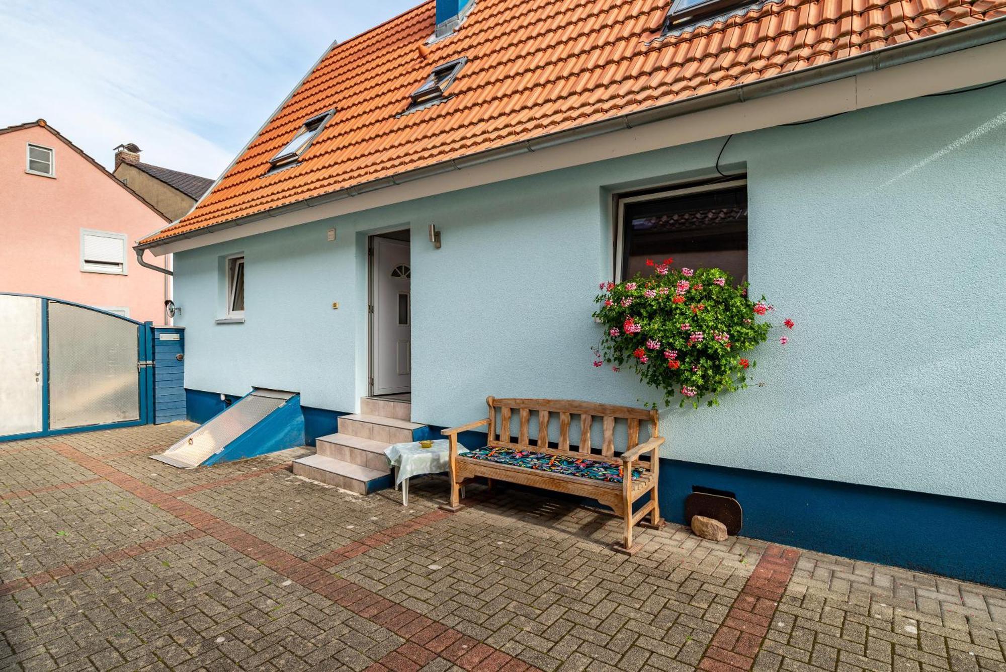 Ferienwohnung Blaues Haus Ubstadt-Weiher Extérieur photo